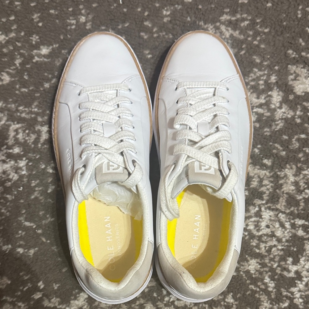Women's GrandPrø Topspin Sneakers  size 5B